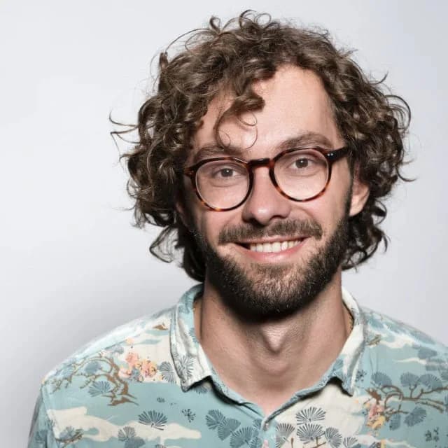 Leo R., DTC Founder
