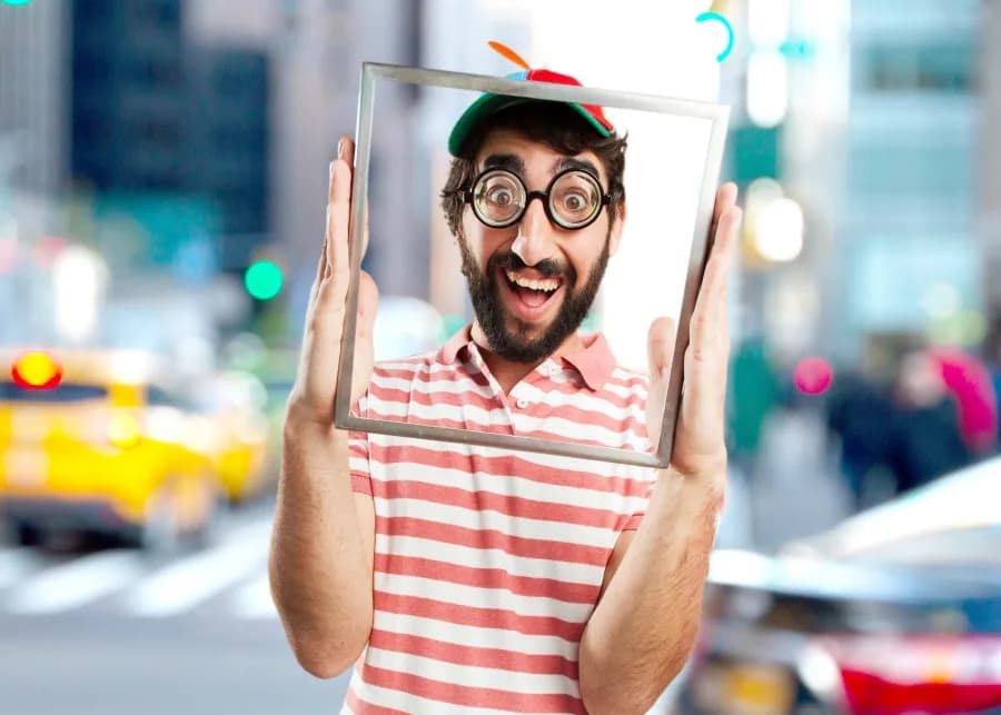 Entertaining skit-based UGC ad scene
