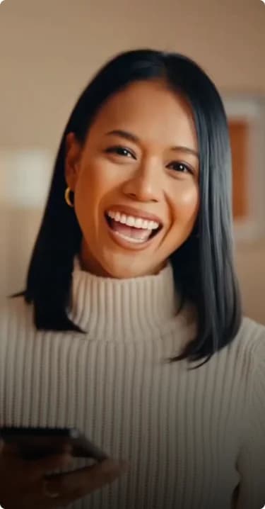Presenter-style app ad with smiling spokesperson