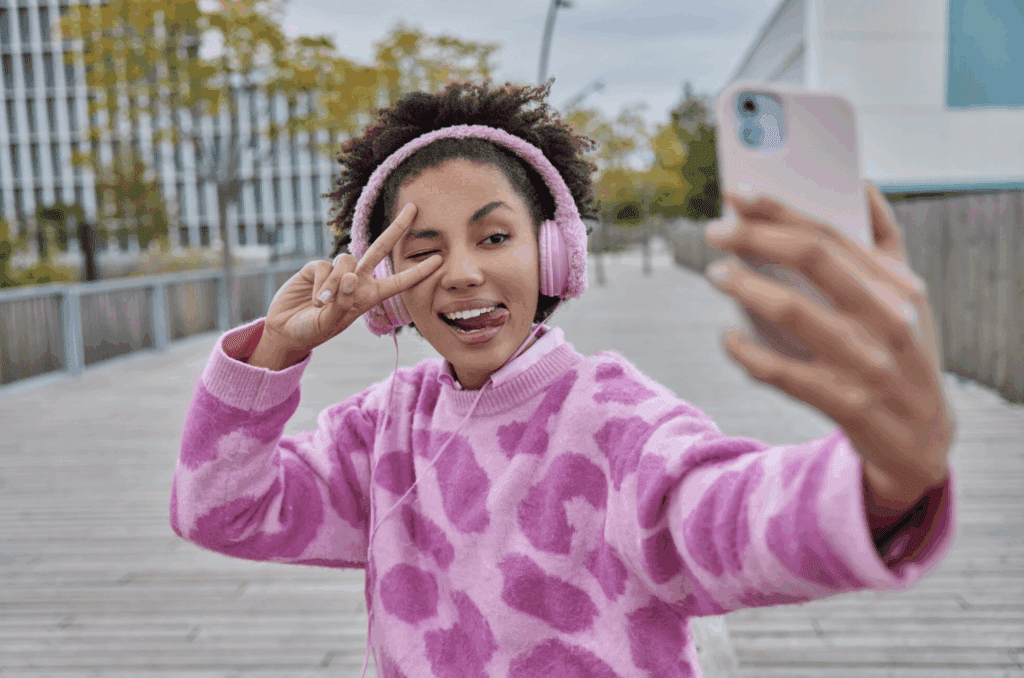 Woman makes peace gesture – VidAU.ai ai influencer