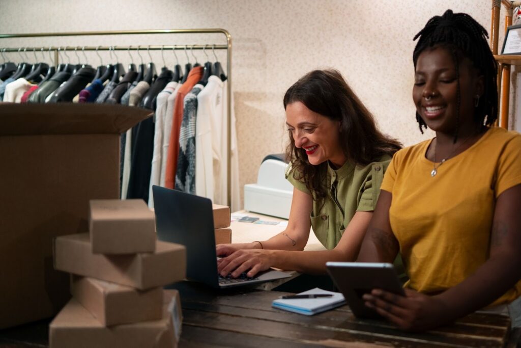 image – VidAU.ai Ladies happy to learn about how to do dropshipping